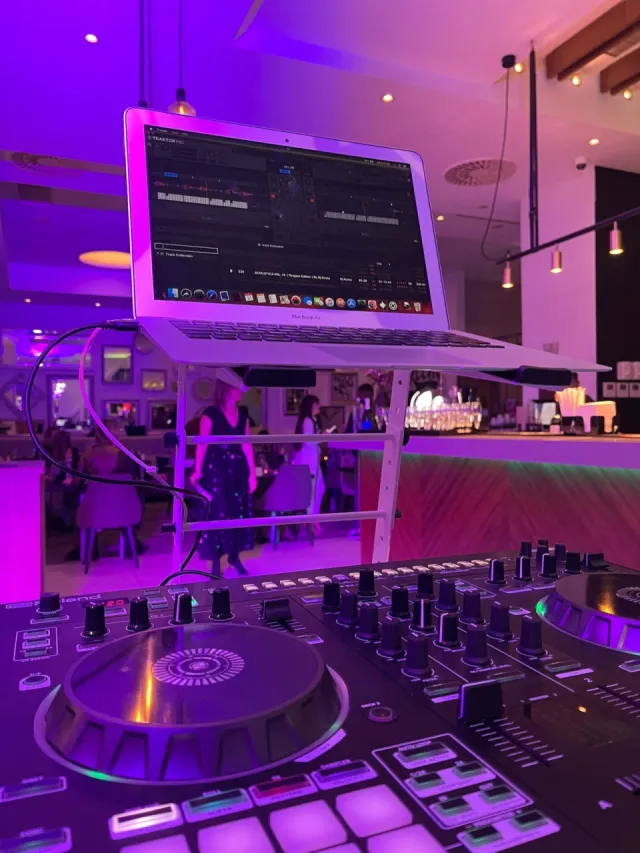 Imagine 4 pentru DJ Partyz