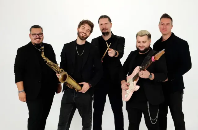Live Cover Band – All Night Show — fotografia 2