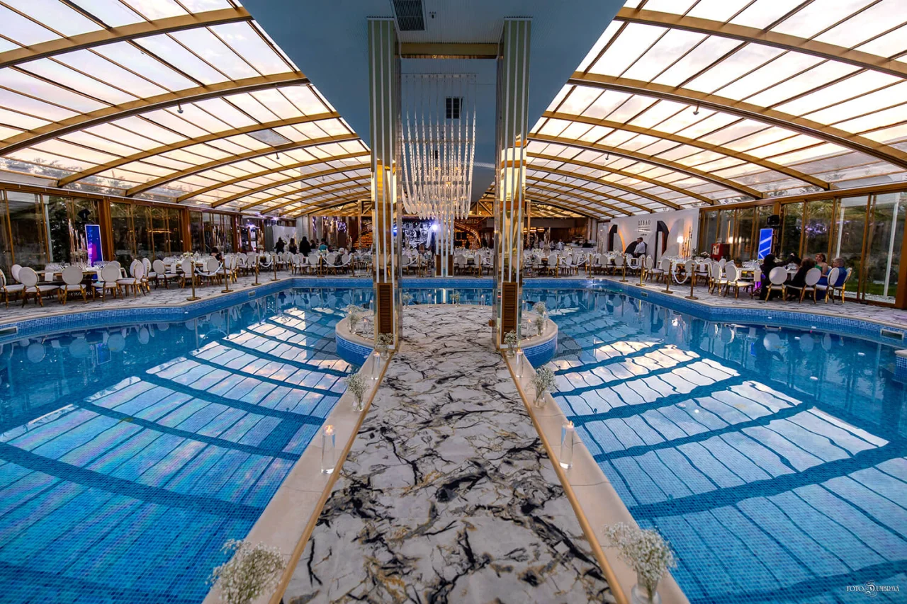 Salon Eclipse — fotografie 1