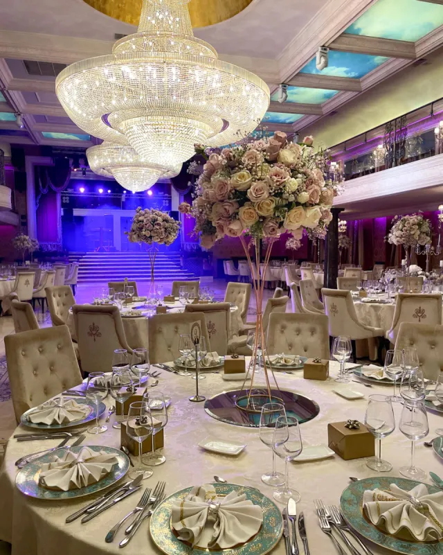 Salonul Candelabrelor — fotografie 2