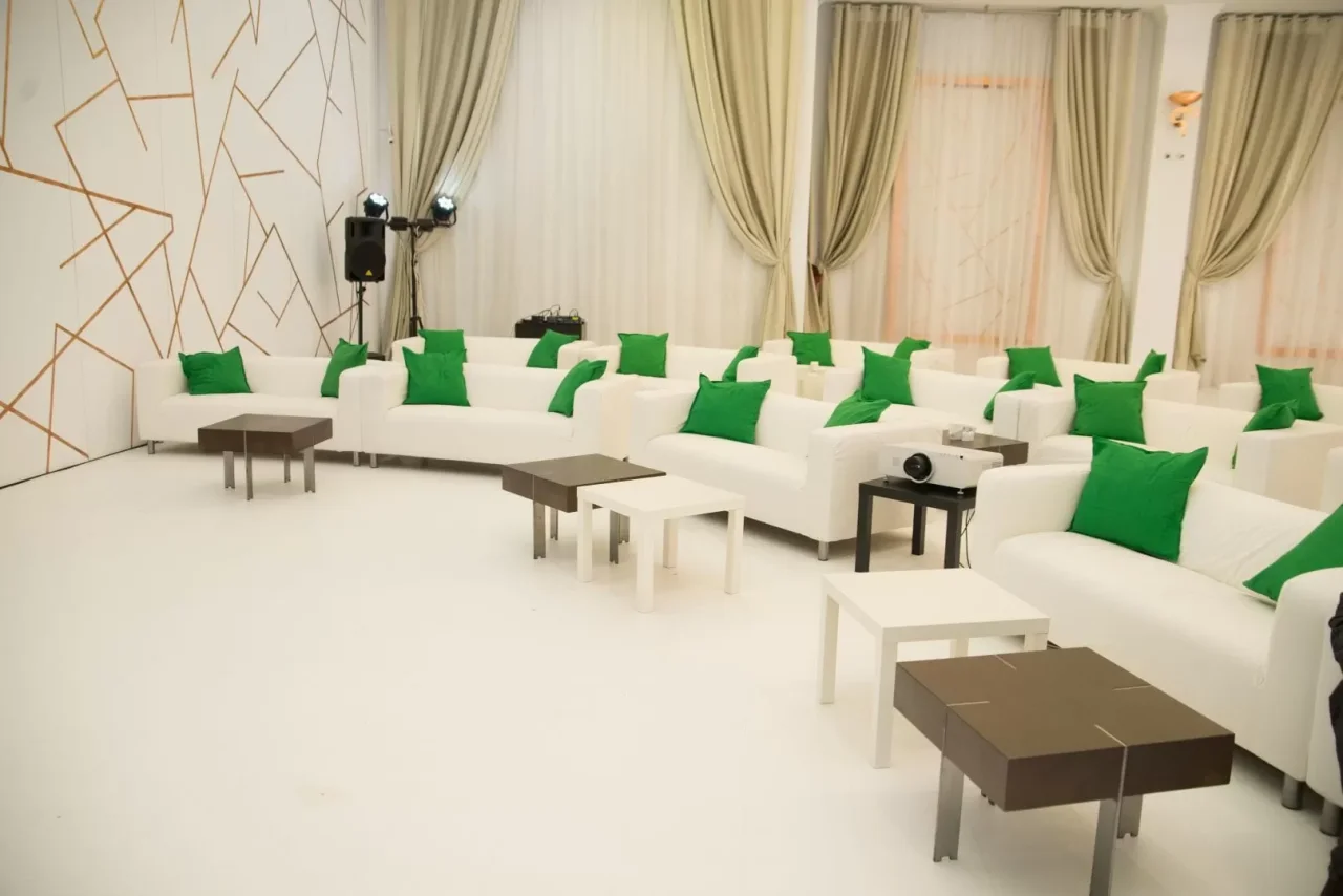 Ambasad'Or Events, sală de evenimente în Otopeni – fotografie 6