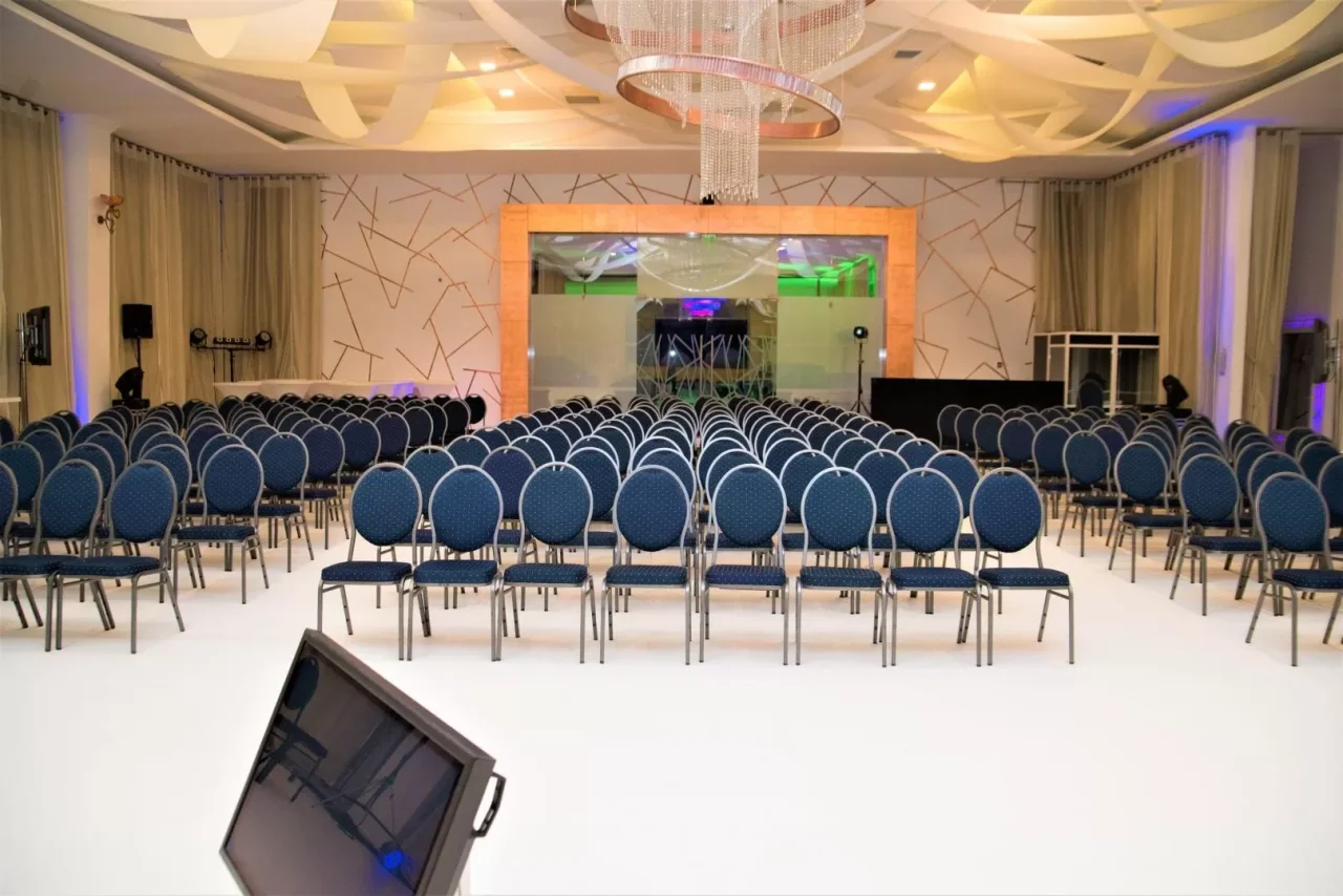 Ambasad'Or Events, sală de evenimente în Otopeni – fotografie 2